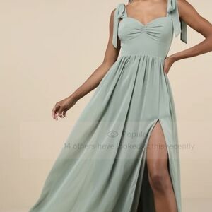 Elegant Sage Green Maxi Dress